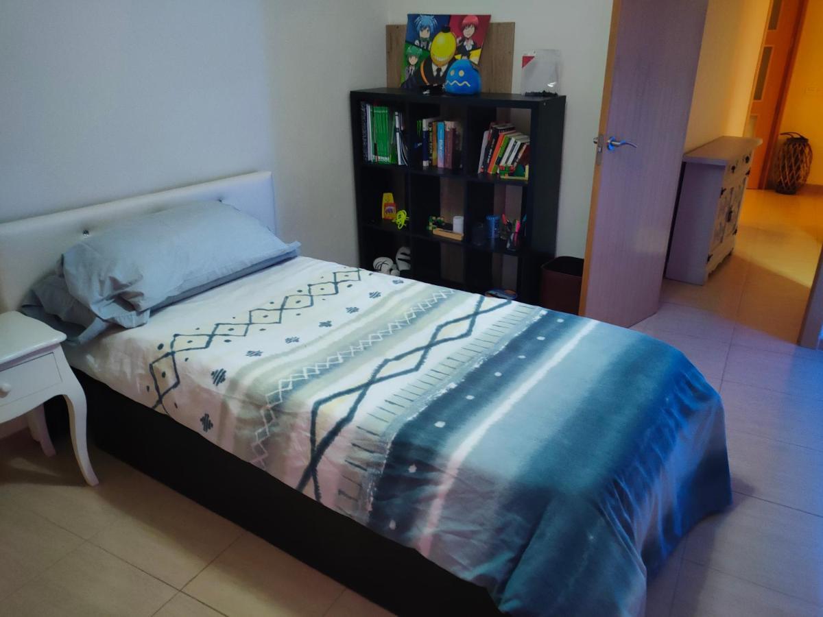 Habitacion Amplia Y Comoda Reus Buitenkant foto